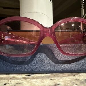 Pink Louis Vuitton sunglasses